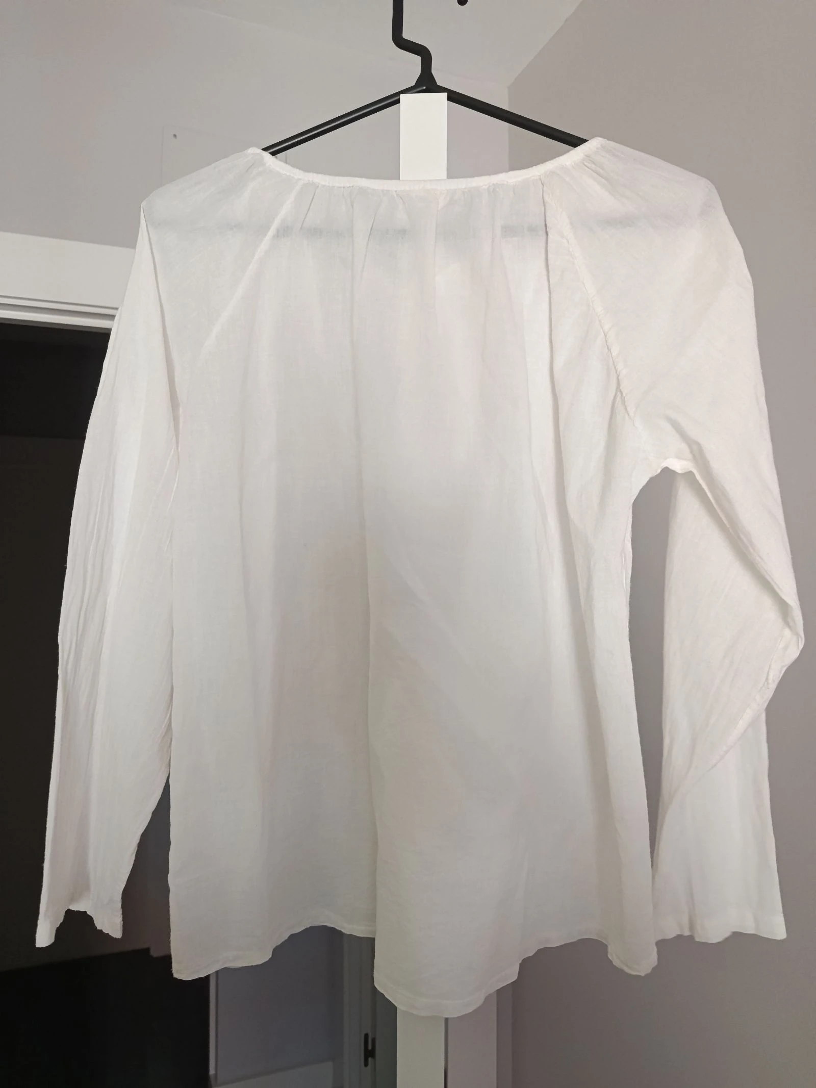 Camisa branca tamanho único. – photo 2